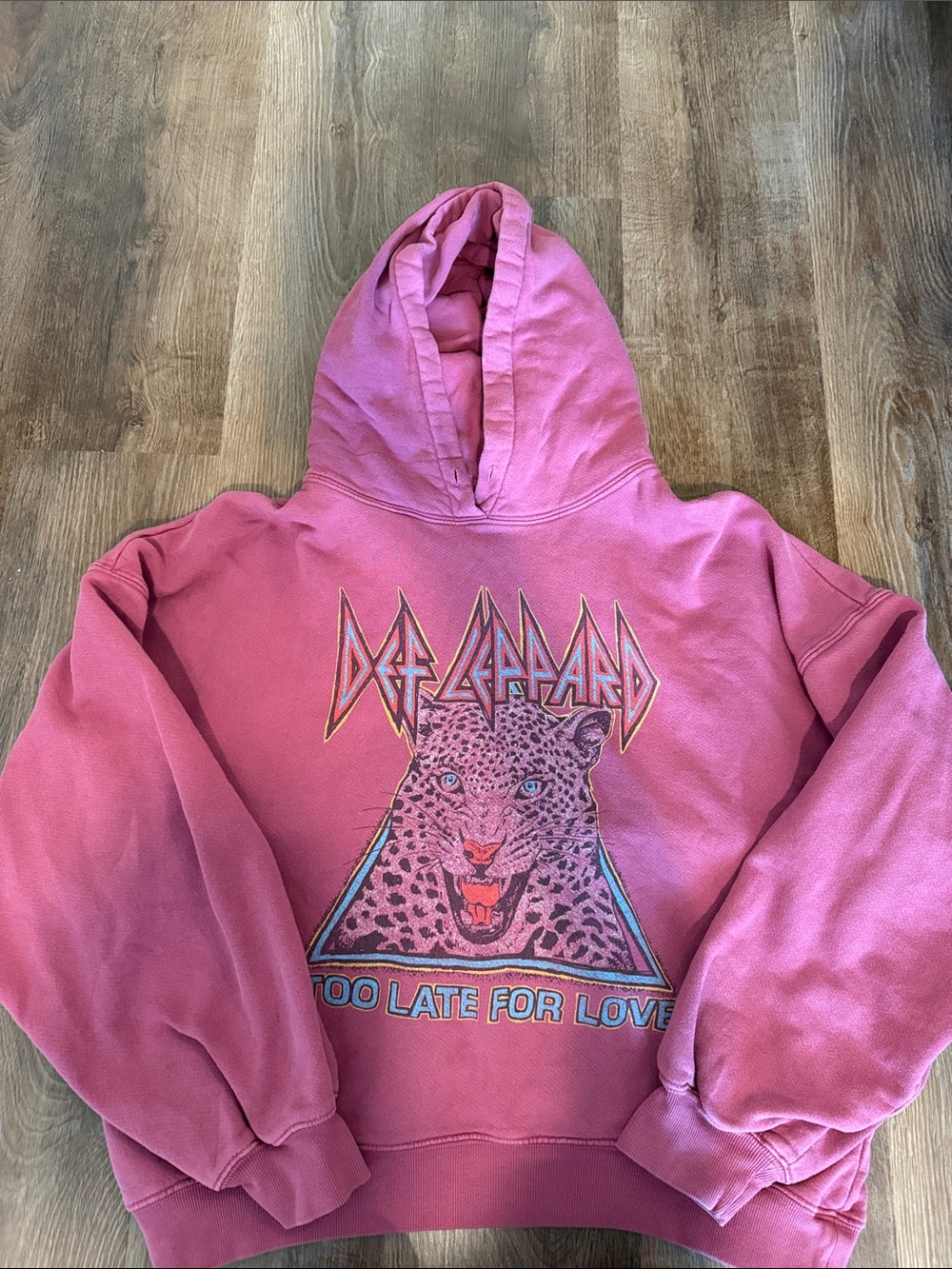 Daydreamer Pink Def Leppard Graphic Hoodie